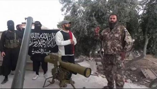 Frente al Nusra: Estados Unidos nos abastece de armas, pero no tanto como deseamos